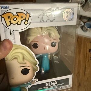 Funko Pop Elsa Disney 100 Figure